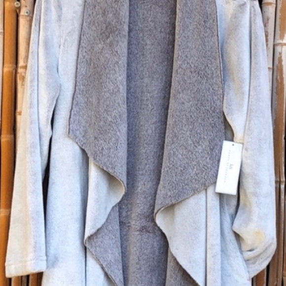 Super Soft Silver/Gray Velour Waterfall Long Robe - Picture 4 of 5